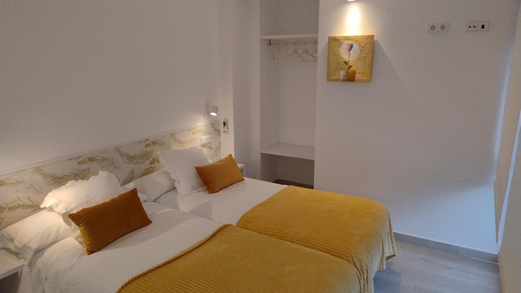 Casas Turisticas Lar Jardin - Parking Privado Santiago de Compostela Eksteriør billede