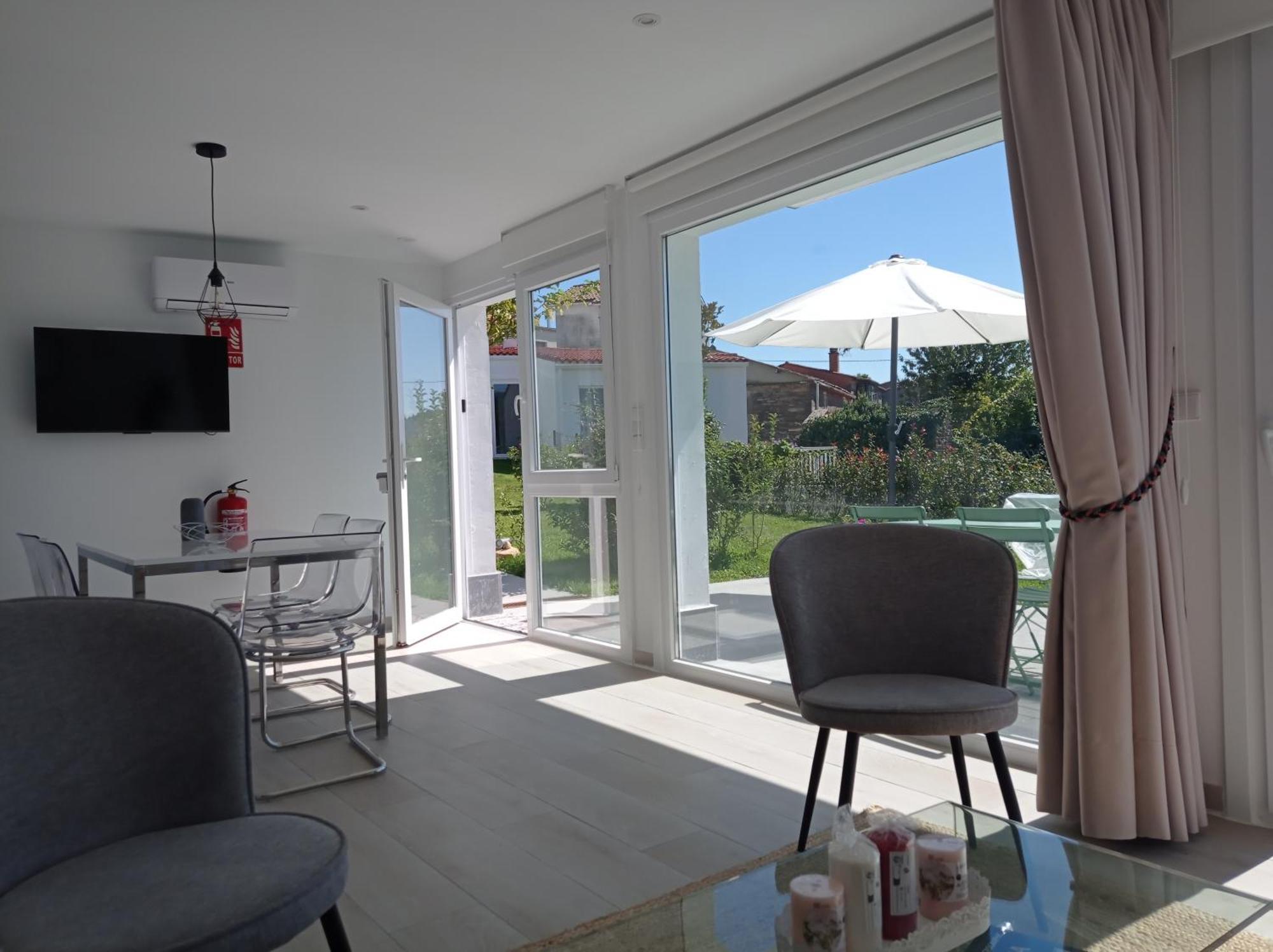 Casas Turisticas Lar Jardin - Parking Privado Santiago de Compostela Værelse billede