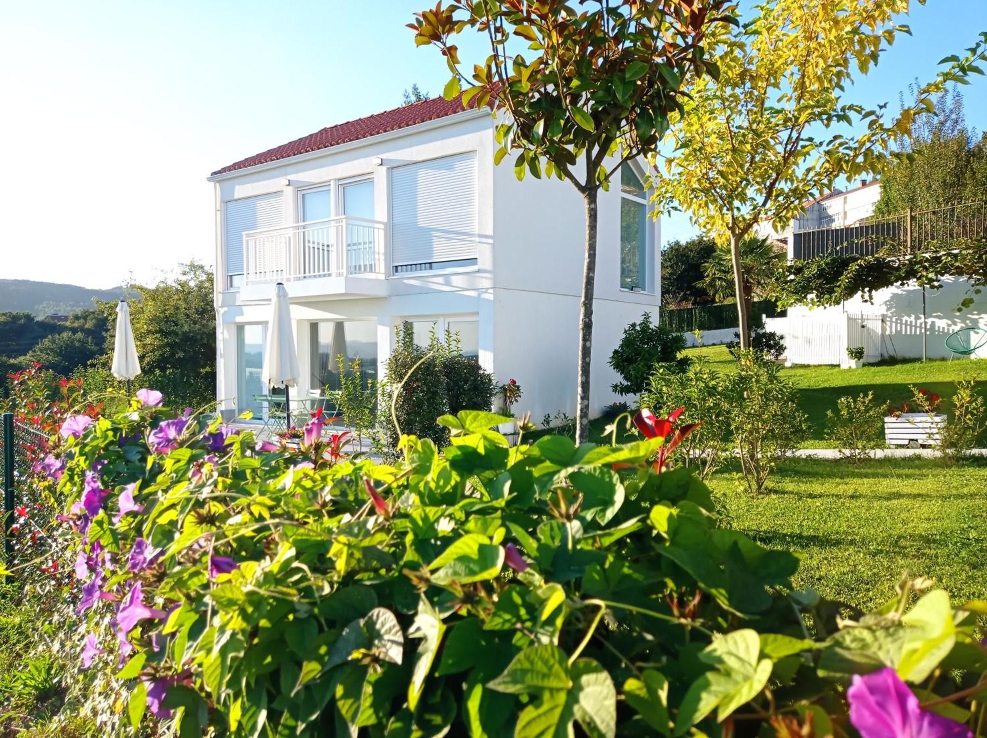 Casas Turisticas Lar Jardin - Parking Privado Santiago de Compostela Eksteriør billede