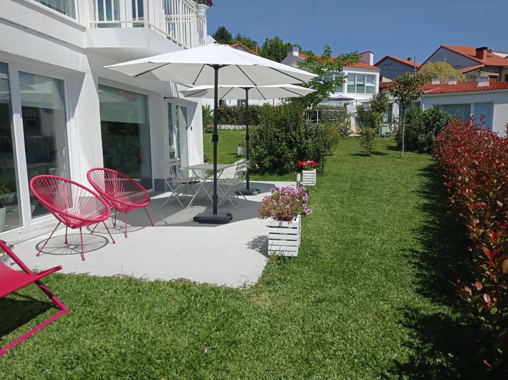 Casas Turisticas Lar Jardin - Parking Privado Santiago de Compostela Eksteriør billede